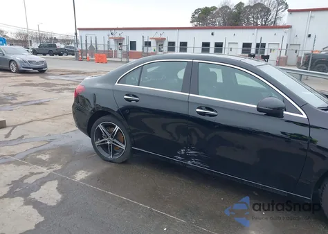 2019 Mercedes-Benz A 220 4Matic from USA, damaged, VIN WDD3G4FBXKW025373